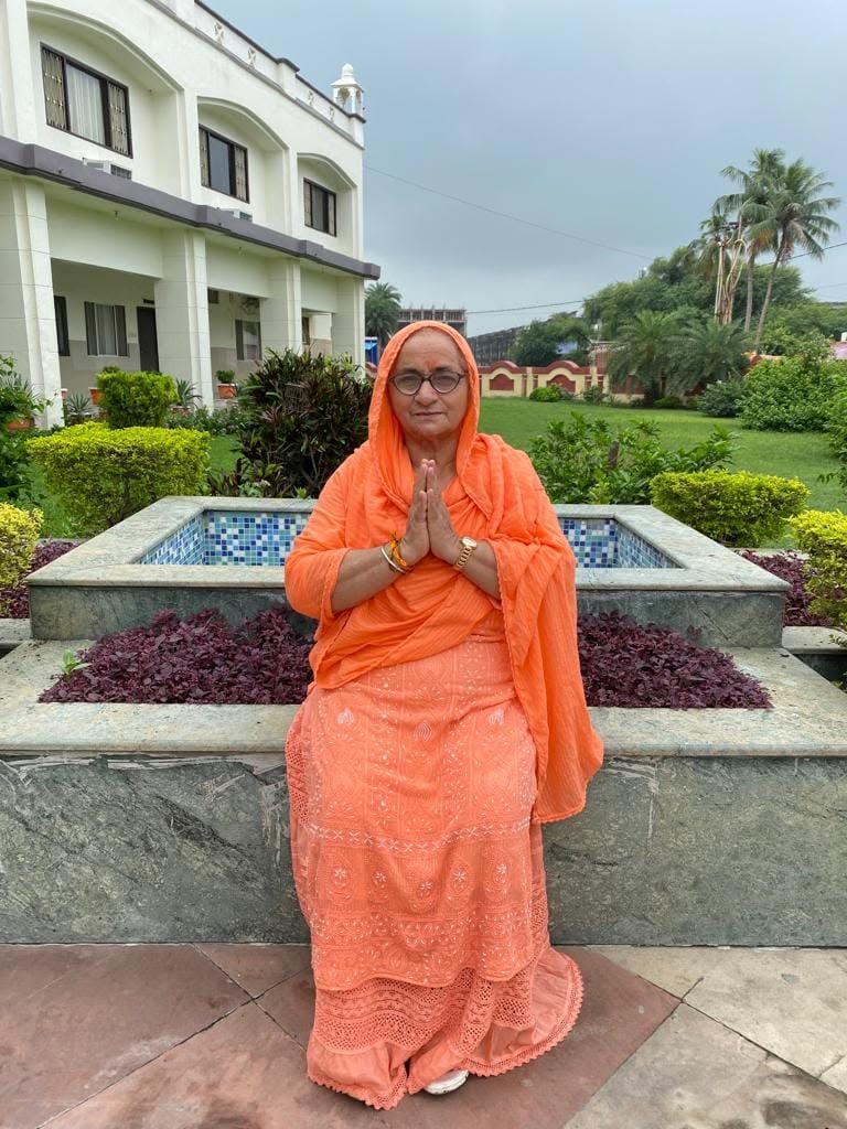 Nakur Wale Baba Ji — sacred moment at the Nakur ashram