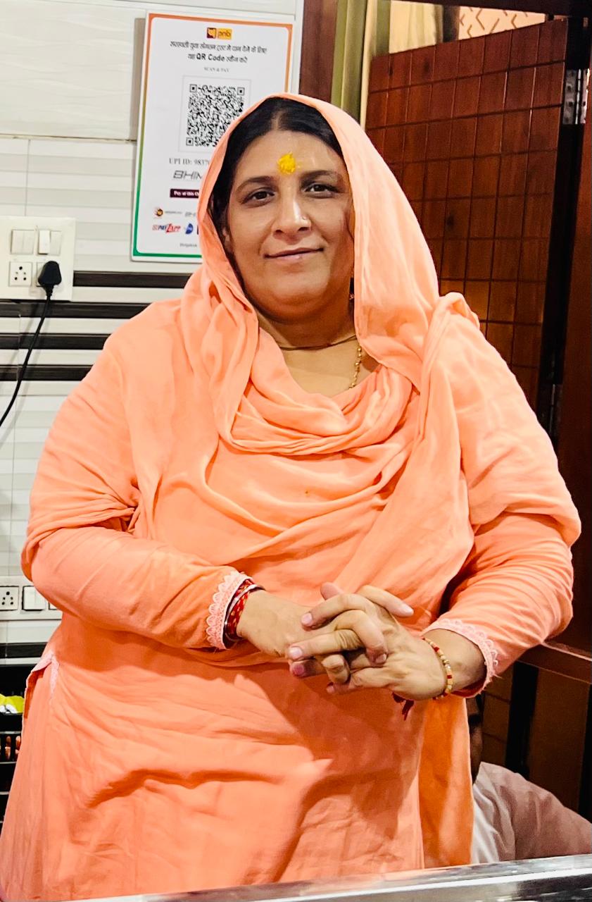 Nakur Wale Baba Ji — sacred moment at the Nakur ashram