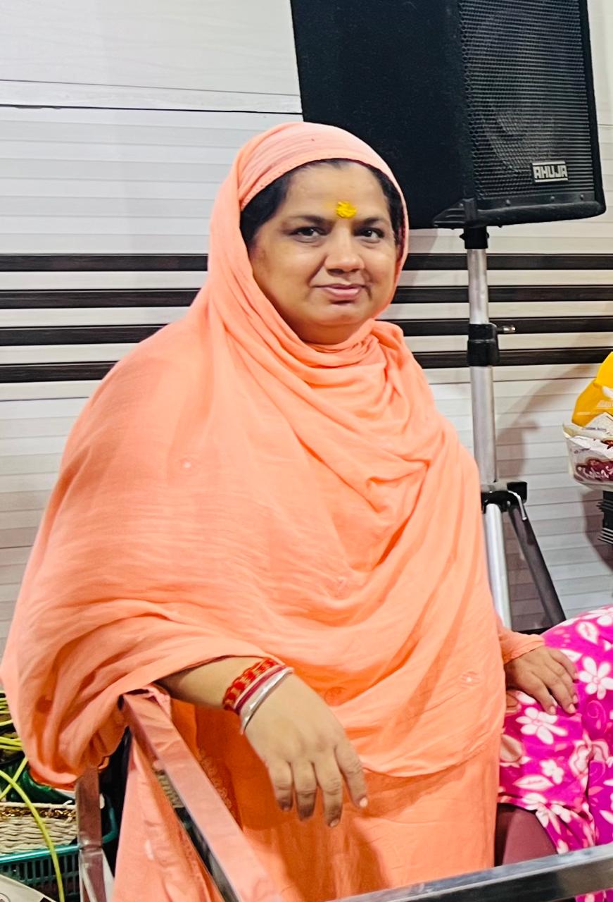 Nakur Wale Baba Ji — sacred moment at the Nakur ashram