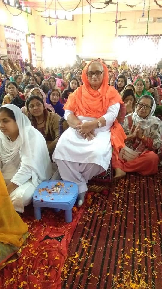 Nakur Wale Baba Ji — sacred moment at the Nakur ashram