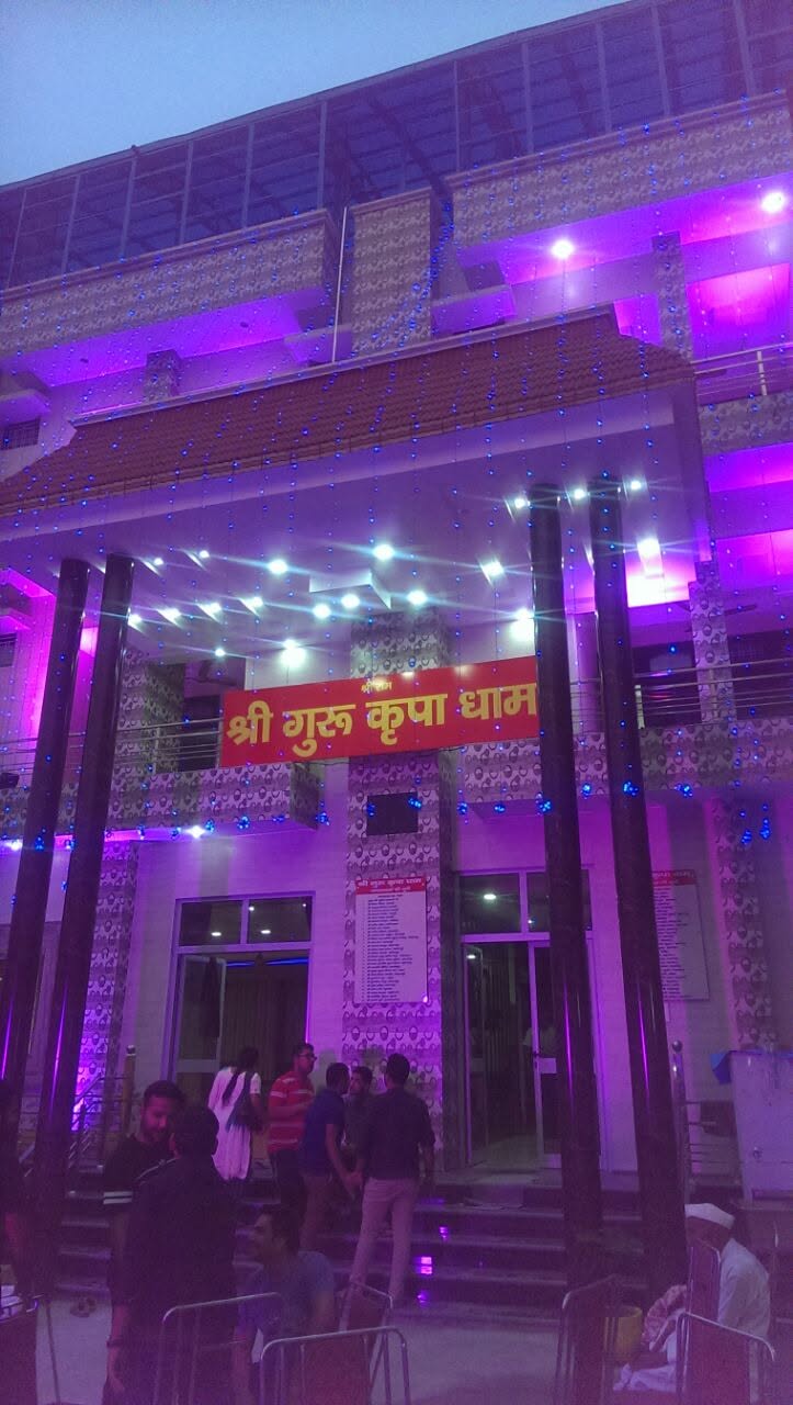 Nakur Wale Baba Ji — sacred moment at the Nakur ashram