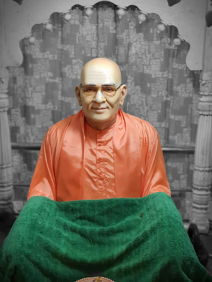Nakur Wale Baba Ji — sacred moment at the Nakur ashram
