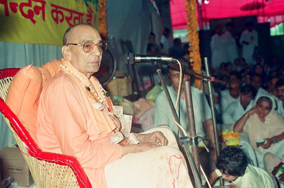 Nakur Wale Baba Ji — sacred moment at the Nakur ashram