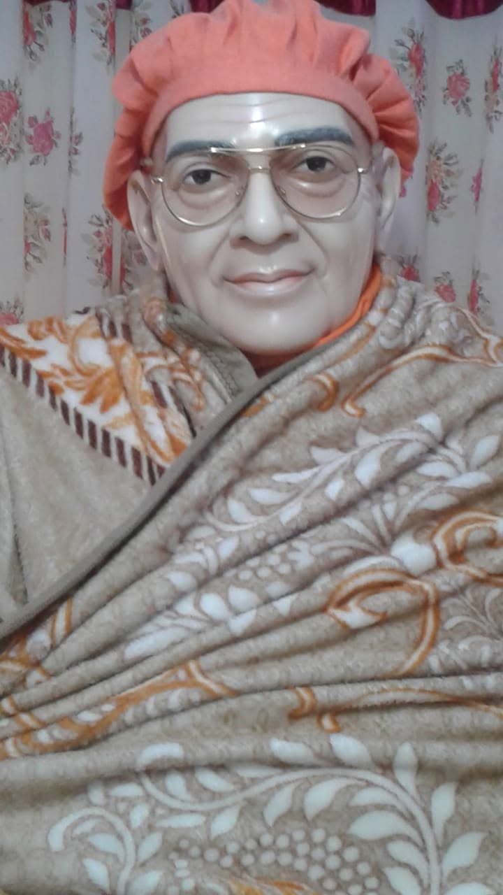 Nakur Wale Baba Ji — sacred moment at the Nakur ashram